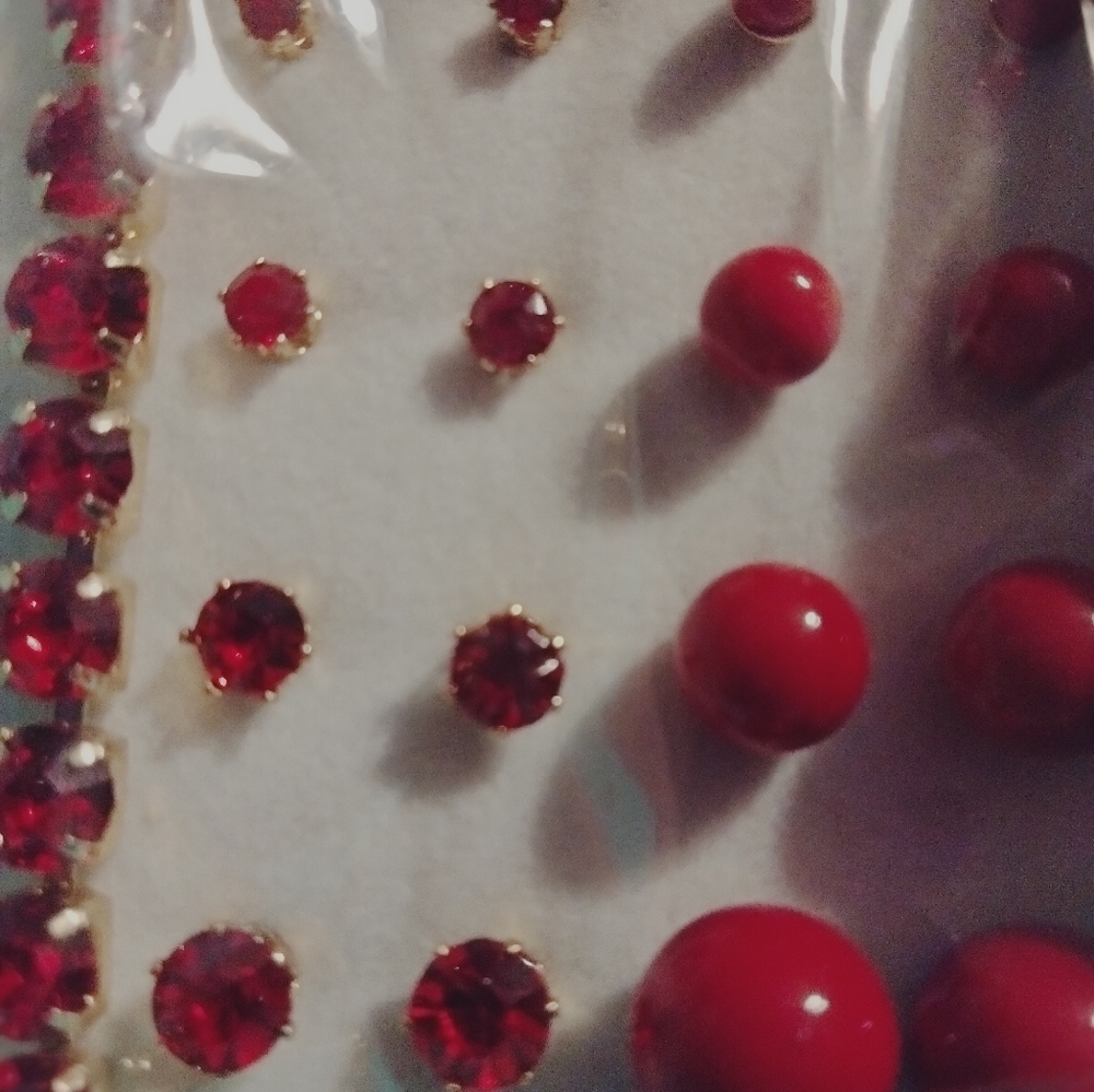 10piece- 4 Red Shell Pearl Earrings, 4 pieces Earrings, Necklace, 1 Bracelet - Picture 2 of 3